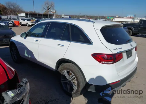 2020 Mercedes-Benz Glc 300 4Matic z USA, uszkodzony, nr VIN W1N0G8EB8LF835536
